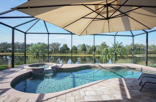 Pool Villa, 3BR/3BA, private heated pool, Golf Community, Pet friendly