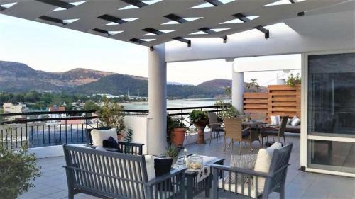 Port View Suite, Kavala