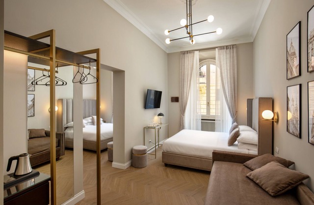 Porta Castello Suites