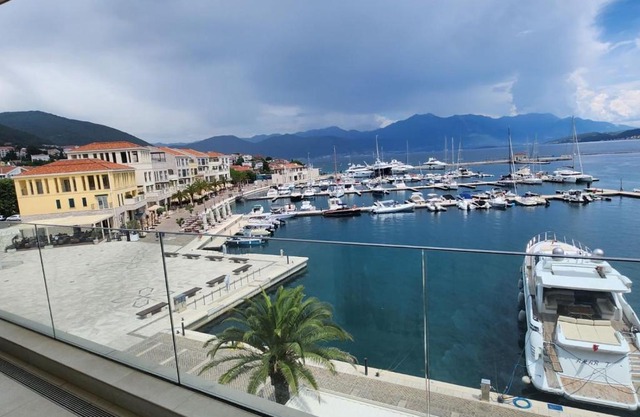 Portonovi - Marina Residences Sea View Apartment