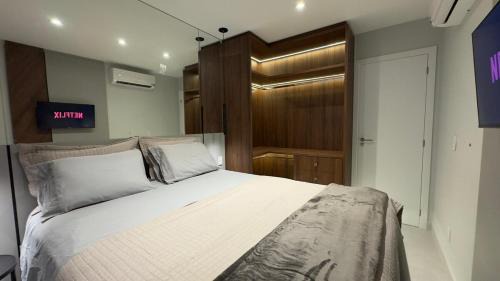 PRAIA Apê 22º Andar Luxo em Vila Velha