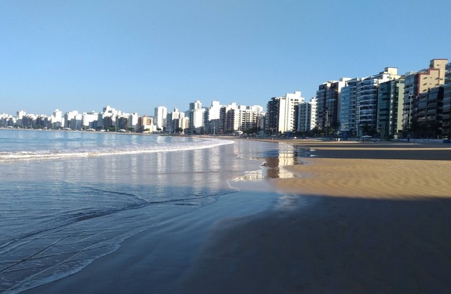 Praia do Morro - Oceanfront Building - Excellent Apartment - 4 suites - 3 spaces - Excellent location