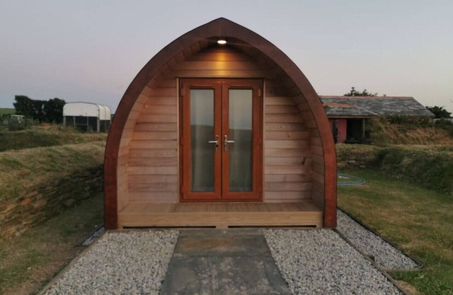 Premier Glamping Pod 1