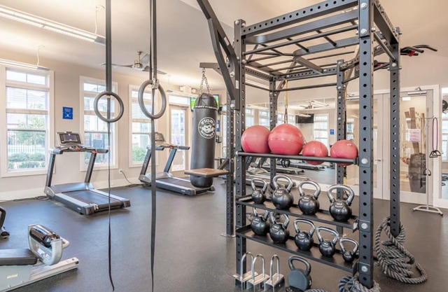 Premium 2BR with Balcony and Gym