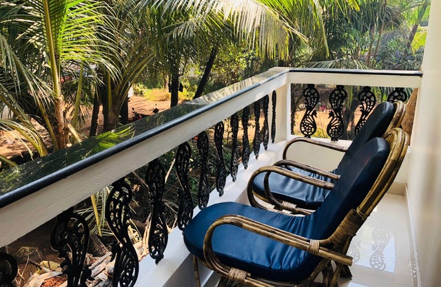 PREMIUM DOUBLE ROOM AT SWATI HOTEL, ARAMBOL BEACH