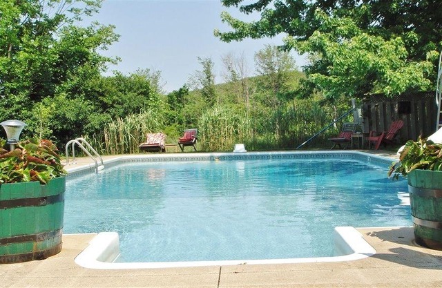 Pretty River Valley Country Inn