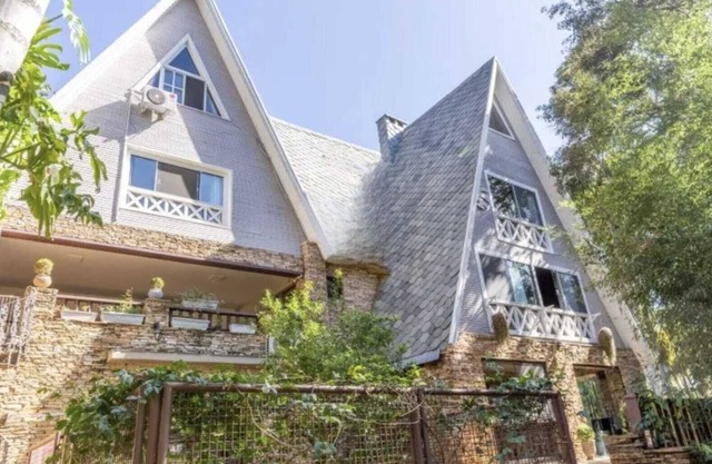 Private chalet in a luxury condominium!