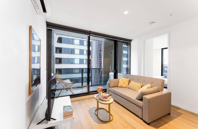 Prime CBD Living Modern 1BR Steps from Everything