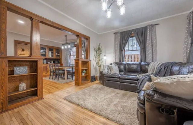 Prime Location/Few blocks to downtown