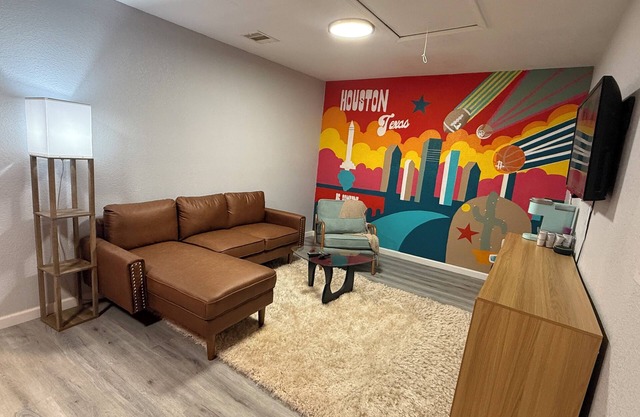 Private 1-bedroom guest house in East Houston