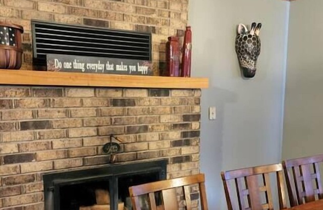 Private Clear lake cabin with sunset view *Pontoon