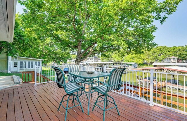 Private Dock on Fishing Cove: Camdenton Getaway