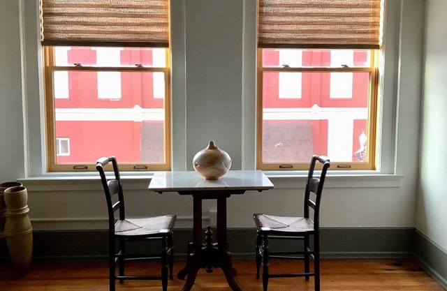 Private Downtown Apartment in Red Cloud, in the heart of Willa Cather country