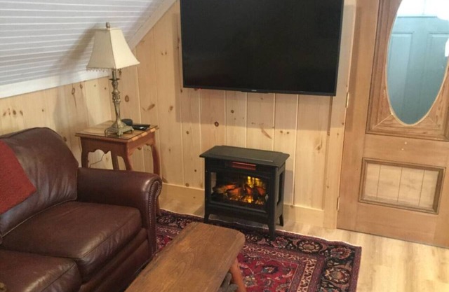 Private escape located in the mountains of Maine