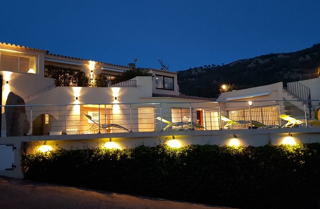 Private Hotel - Adults Only