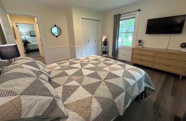 Private Myrtle Grove Getaway Near Carolina Beach!