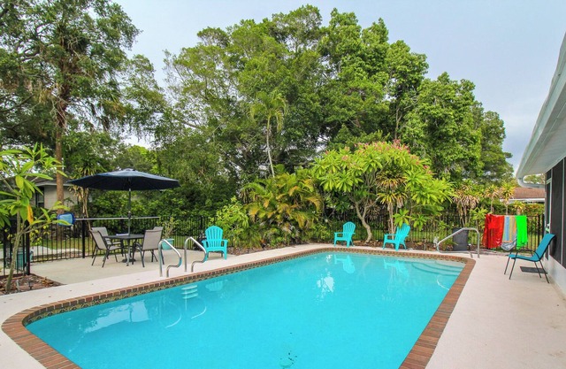 Private Pool Near Beach & Ocean Anna Maria Island 7th Heaven