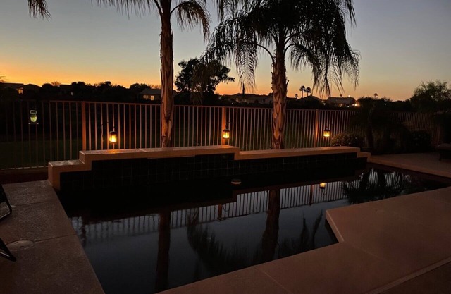 Private Pool on the Golf Course in Surprise