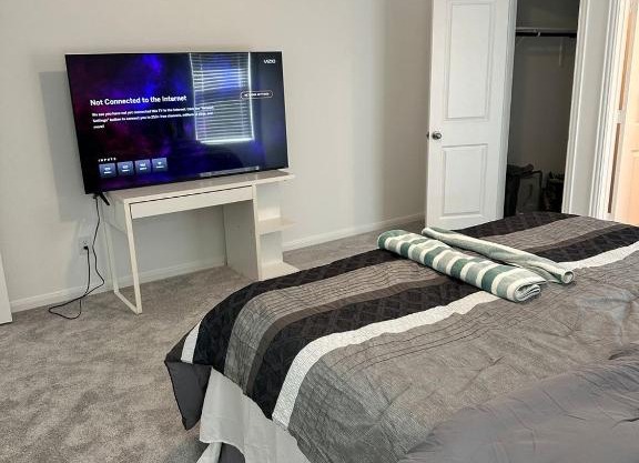 Private Room with Ensuite Bath