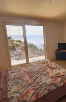 Private rooms N&S