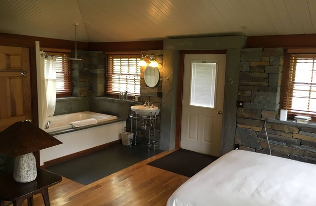 Private Stone Cottage