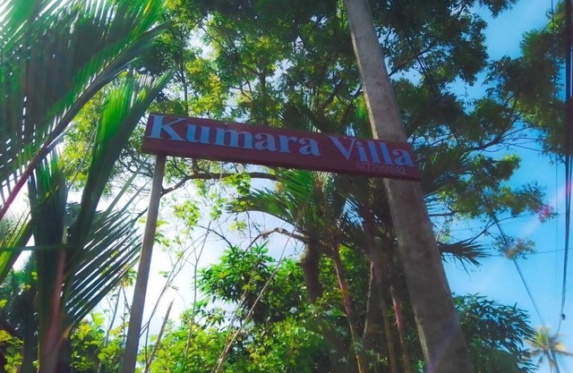 Private villa with a fully equipped kitchen and a dinning. 5min to Hikkaduwa