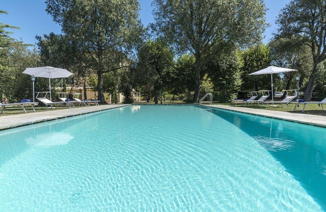 Private Villa with private pool, A/C, WIFI, hot tub, TV, patio, panoramic view, close to Cortona