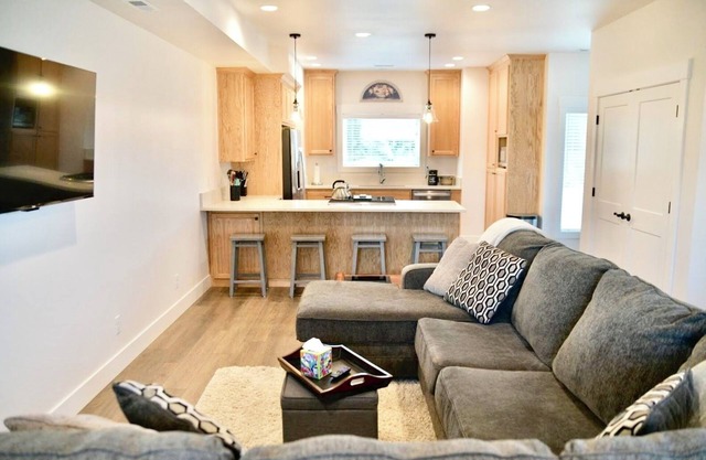 Private Willamette Valley Retreat Near State Park!