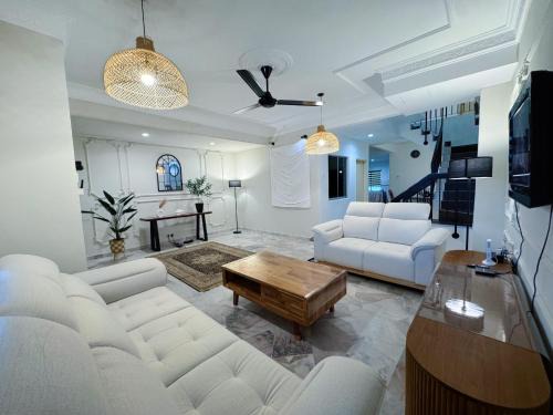 PUSAT BANDAR PUCHONG, 47100 Puchong Homestay