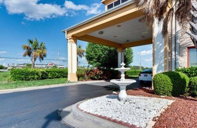 Quality Inn And Suites Monroe