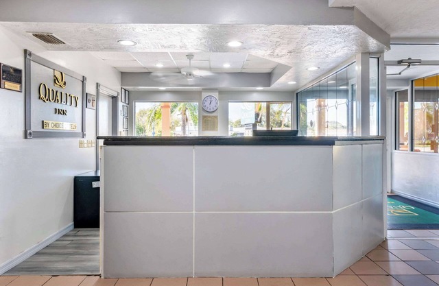 Quality Inn Sarasota North Near Lido Key Beach