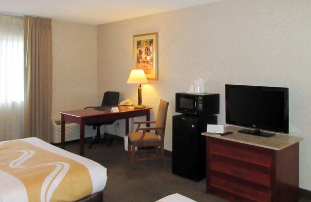 Quality Inn & Suites Albuquerque Midtown - University Area
