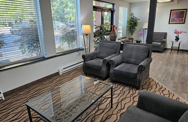 Quality Inn & Suites Vancouver North