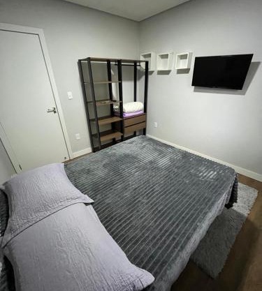 Quarto privativo com Banheiro compartilhado próx ao Hospital e centro