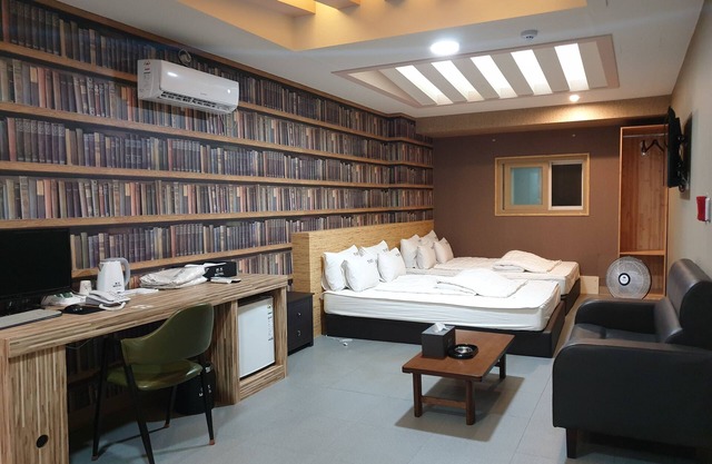 Queens Motel Jinju