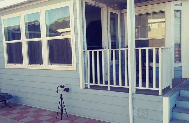 Quiet 2 Bedroom for Rent