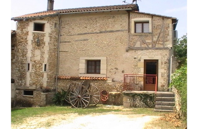 Quiet and close to tourist sites in the Perigord