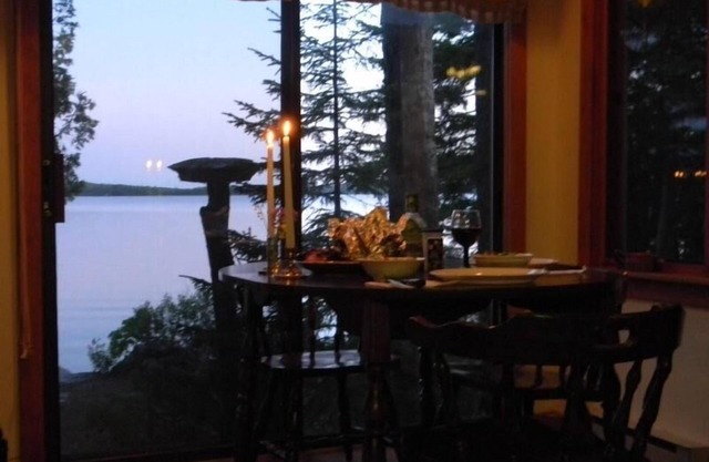 Quiet Beachfront Artist's Home