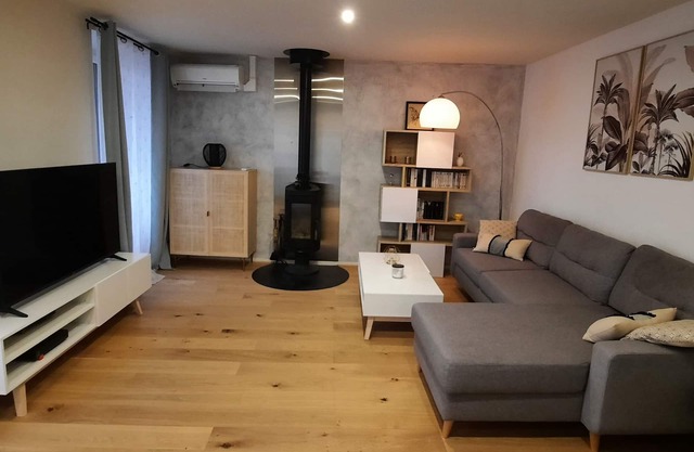 Quiet house with terrace, air-conditioned