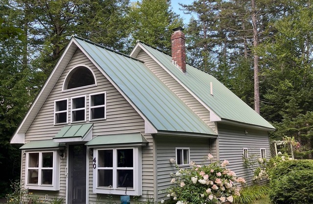 Quiet Lakeside cottage in Searsport