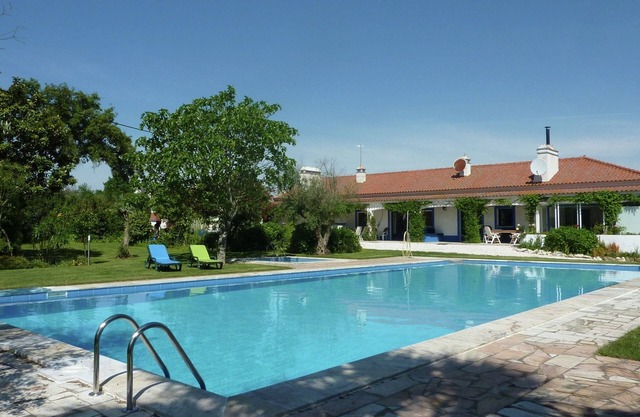 Quinta with Pool and Olive Grove Views