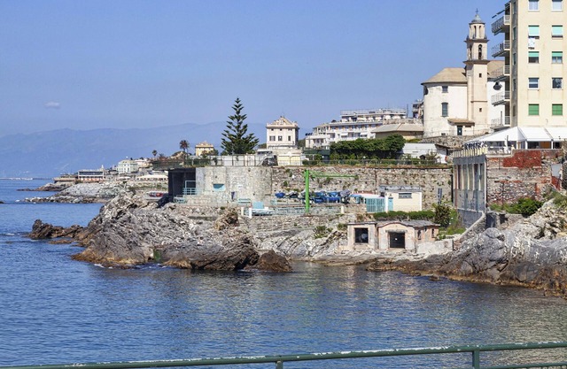 Quinto Seaview Apartment by Wonderful Italy