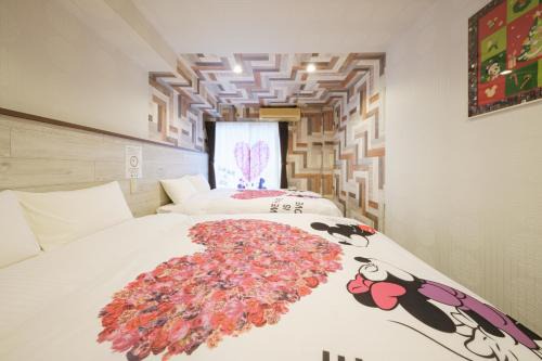 R Hotel ディズニー30分! 千葉駅1分の好立地 Wi-Fi無料 電車騒音あり