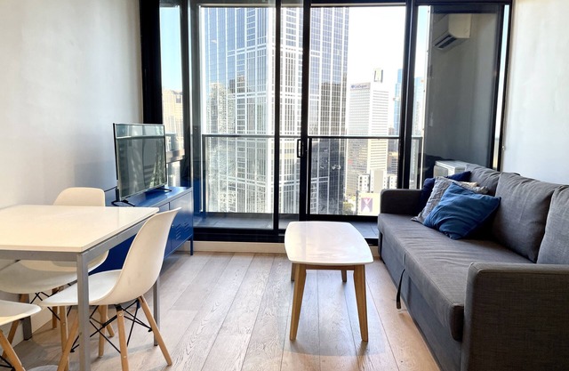 Readyset Apartments at Empire