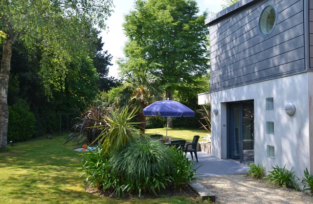 Recently renovated house with flower garden, balcony. In the heart of Pays Bigouden!