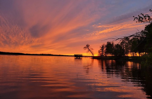 Recently updated modern design 2 bedroom!