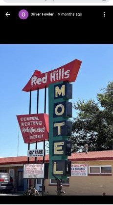 Redhills Motel & RV Park