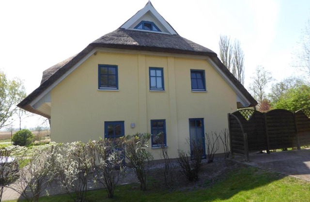Reetdachhaus in der Puddeminer Wiek