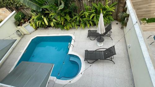 Refúgio em Juquehy no centro a poucos metros do mar com piscina privativa aquecida