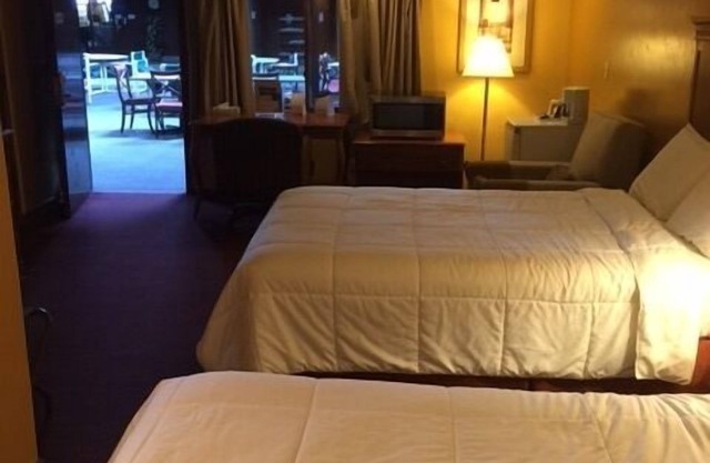 Regency Inn And Suites